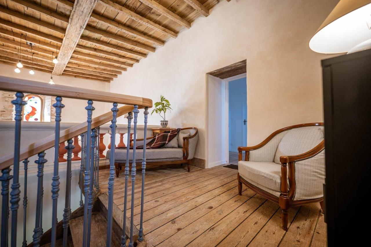 Chambres Et Table D'Hotes - Les Jardins De La Longagne Saussenac エクステリア 写真